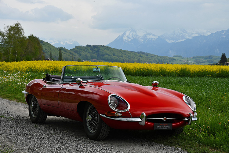 Jaguar E-Type Series 1 Flat Floor Roadster_02